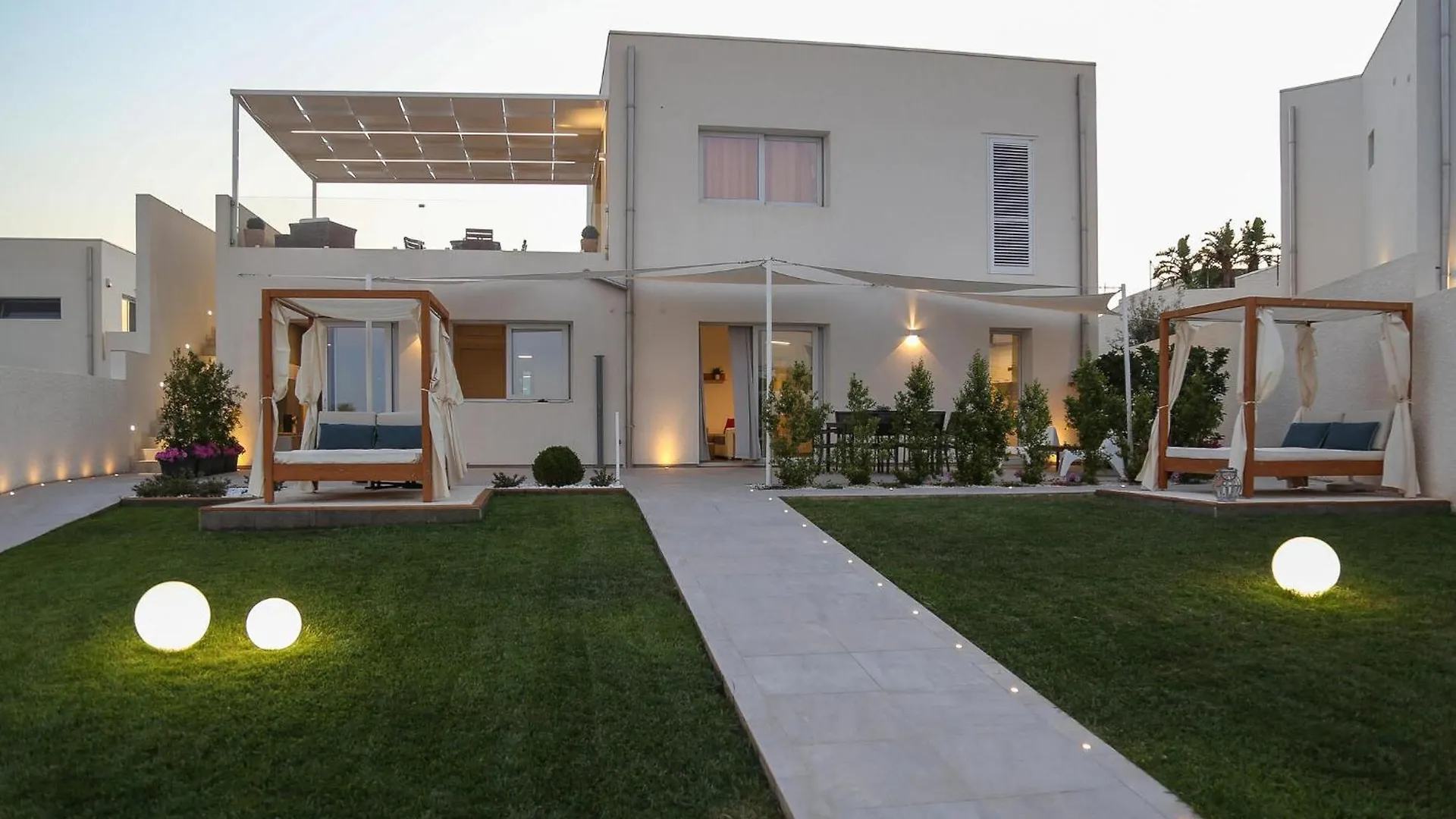 Holiday home Cozy Home In Marina Di Ragusa With Kitchen